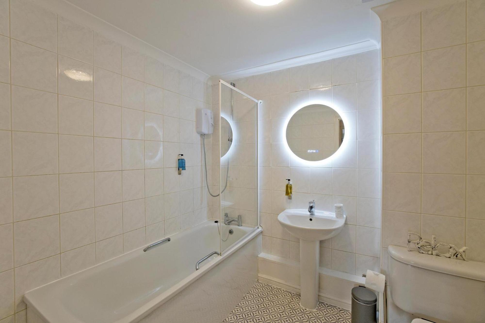 לונדון Imperial Meridian Place Apartment מראה חיצוני תמונה
