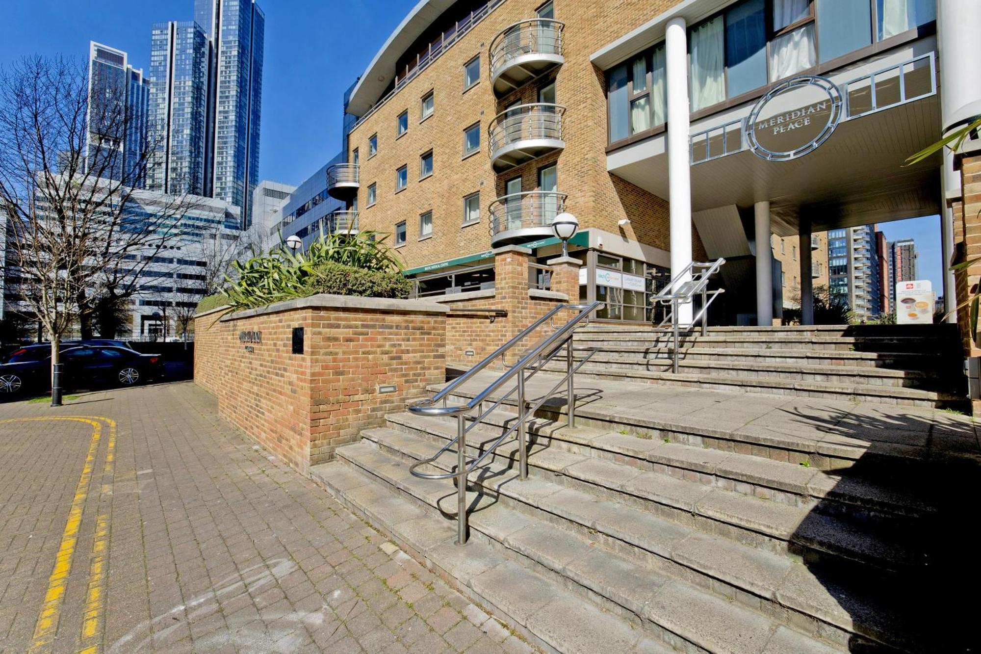 לונדון Imperial Meridian Place Apartment מראה חיצוני תמונה